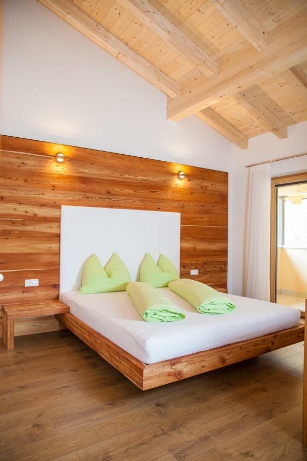 El Paradiso Naturns Luaran gambar